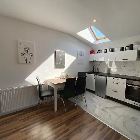 Malicia Apartman Puck